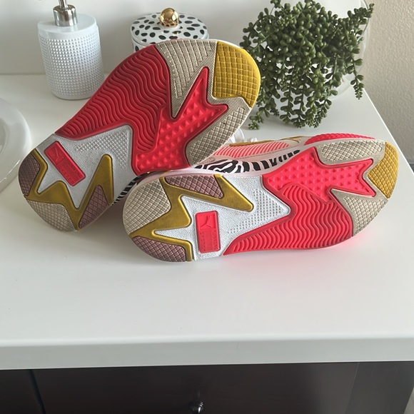 Womens PUMA RS-X Sneakers SZ 8 - Picture 2 of 5